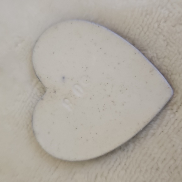 Vtg LIMOGES Victorian Porcelain Wedding Proposal Heart Pocket Charm - Picture 5 of 6